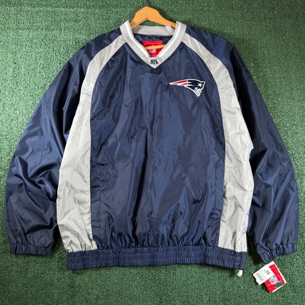 NFL Windbreaker Mens L Blue New New England Patriots V-Neck Pullover Jacket